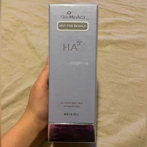 SkinMedica HA5 rejuvenating hydrator